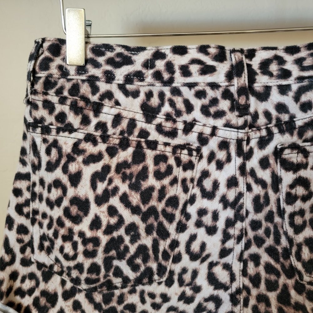 Rag & Bone Rolled Cuff Snow Leopard Print Jean Sh… - image 8
